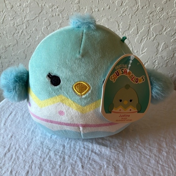 Squishmallows: 2022 “Justine” Chick in Blur Egg- 5” - Picture 12 of 16